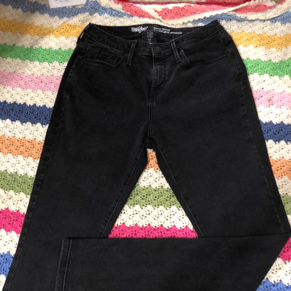 BLACK DENIM JEANS